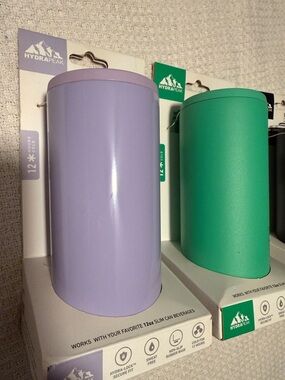 Four Hydrapeak 12oz Slim Can Cooler